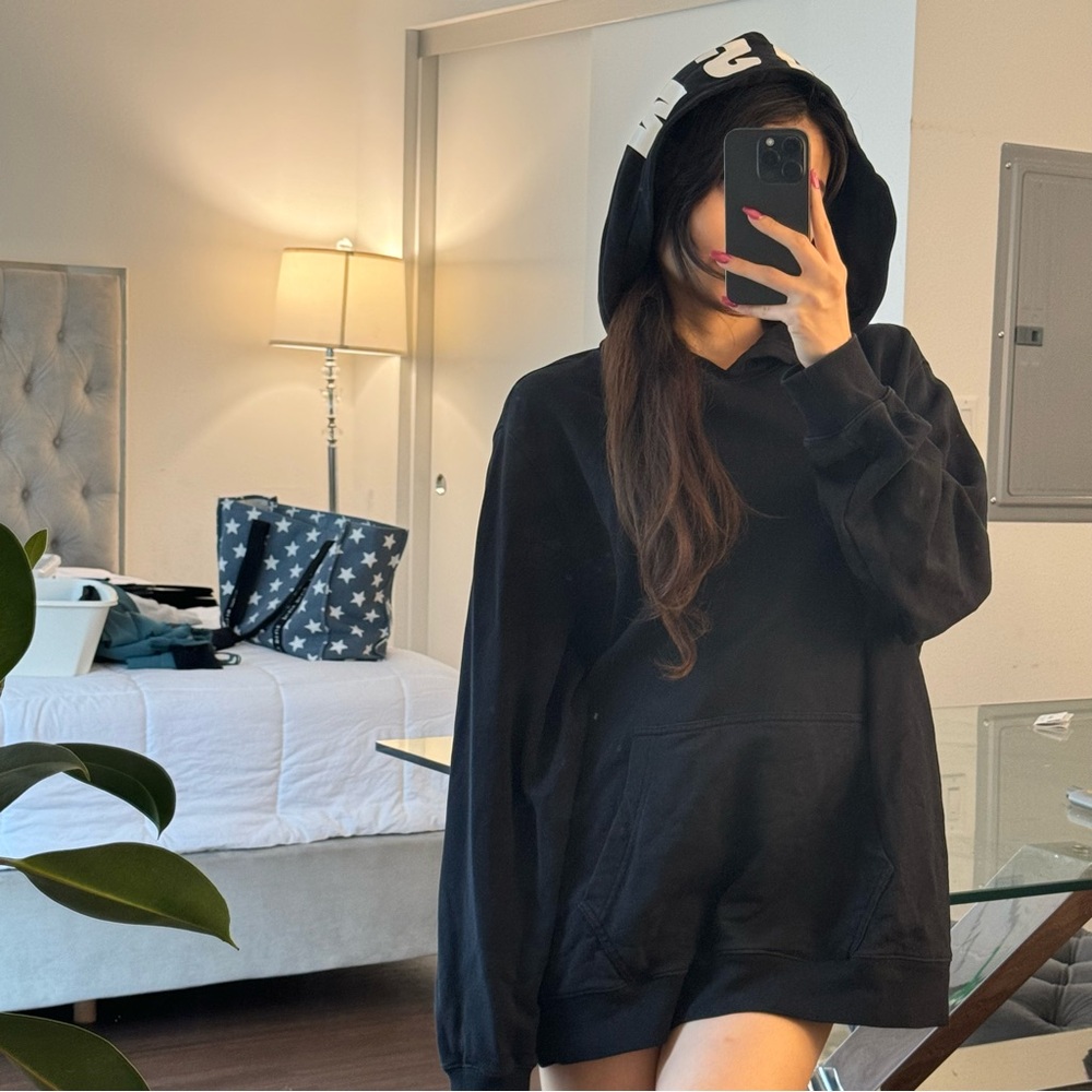 WSGM sweater
